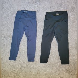 2 pairs Everlane Performance Leggings